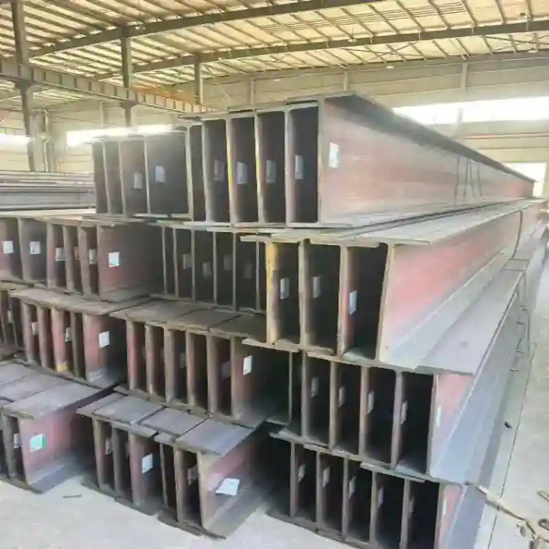 Kolom Universal Baja Karbon