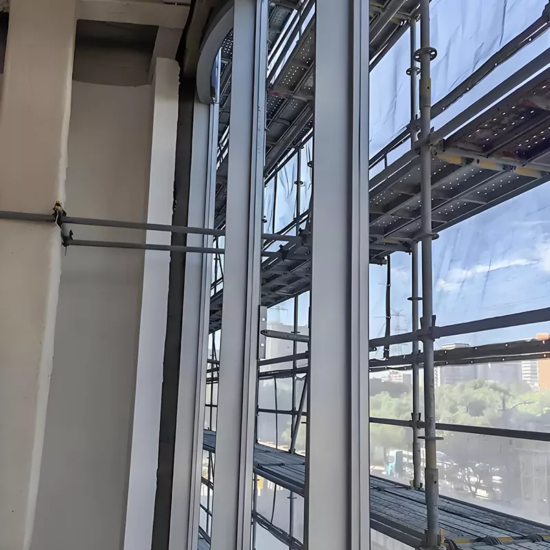 Baja Halus berbentuk T